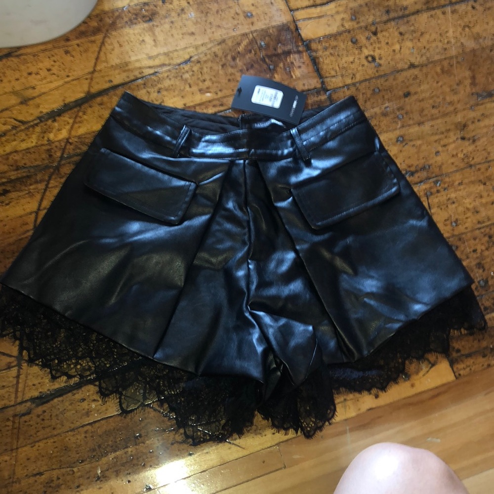 Leather Shorts (Sold out online!) - Picture 6 of 7